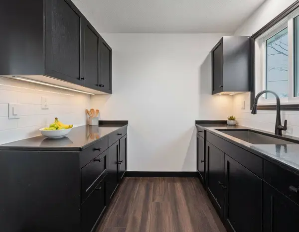 2023 Union Rd, Iowa City, IA 52240