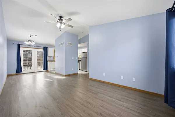 2242 13th St, Coralville, IA 52241