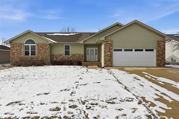 2815 44th St, Marion, IA 52302