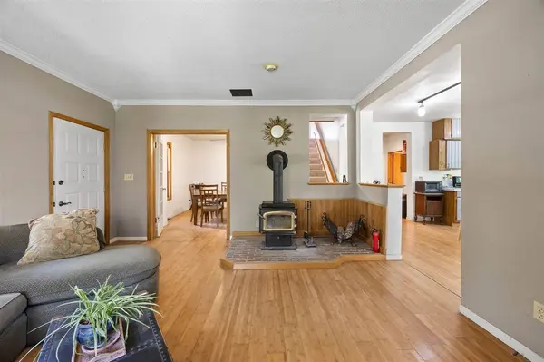 1828 NE Shady Ln, North Liberty, IA 52317