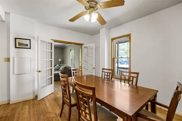 1828 NE Shady Ln, North Liberty, IA 52317