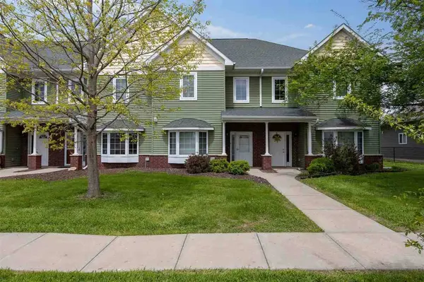 2628 Pinto Ln, Iowa City, IA 52240