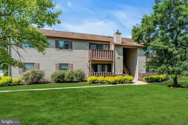 1205 MARESFIELD CT, Marlton, NJ 08053