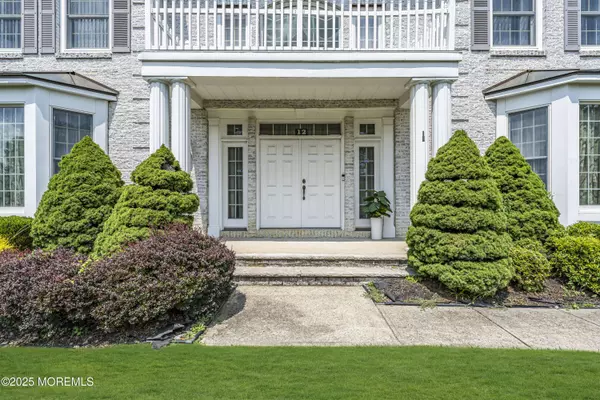 12 Standish Drive, Ocean Twp, NJ 07712