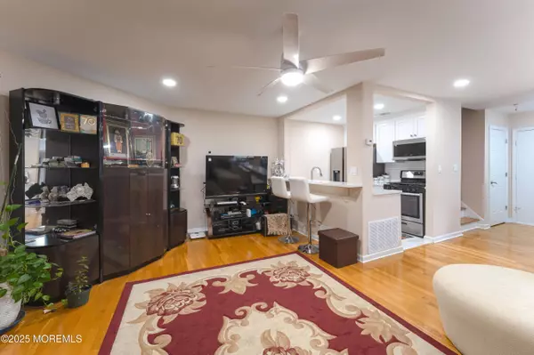 181 Heywood Court, Matawan, NJ 07747