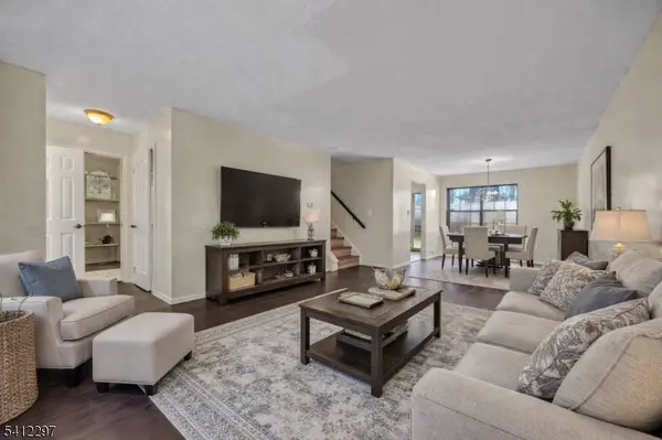 38 Daniel Dr, Franklin Twp., NJ 08823