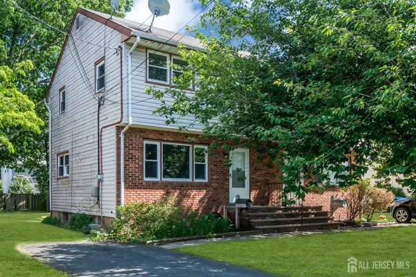 368-370 Voorhees AVE #370, Middlesex, NJ 08846