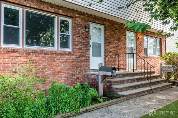 368-370 Voorhees AVE #370, Middlesex, NJ 08846