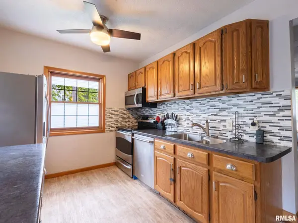301 E PEARL ST, Danvers, IL 61732