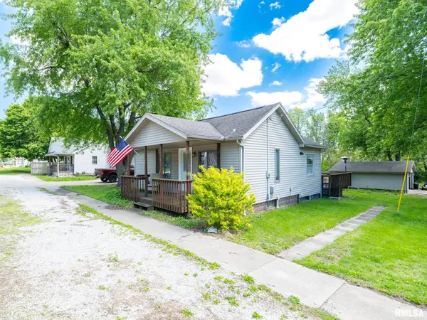 301 E PEARL ST, Danvers, IL 61732