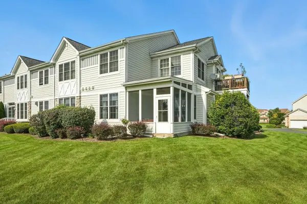 8675 Saddlebred Court, Frankfort, IL 60423