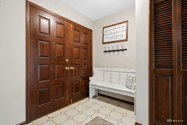 12363 Derby LN, Orland Park, IL 60467