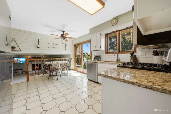 12363 Derby LN, Orland Park, IL 60467