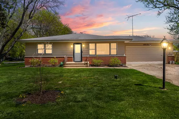 16121 S Harmony Drive, Plainfield, IL 60586