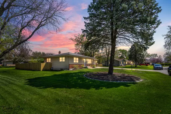 16121 S Harmony Drive, Plainfield, IL 60586