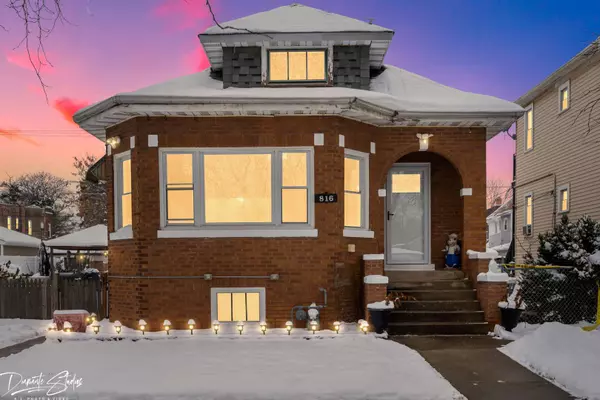 816 S 14th Avenue, Maywood, IL 60153