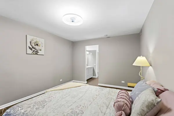 830 Elder Road #B114, Homewood, IL 60430