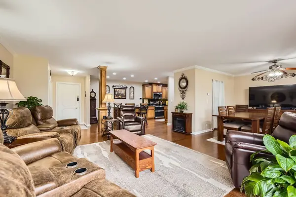 7319 Colony Lane #2A, Frankfort, IL 60423