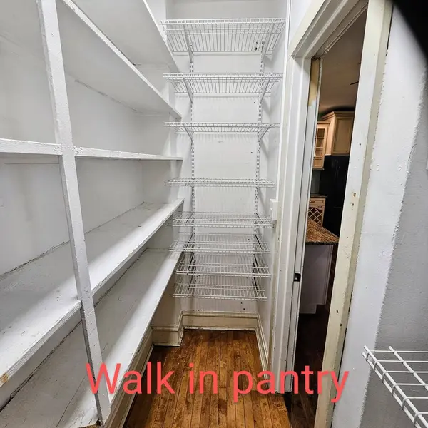 1038 Washington Boulevard #1, Oak Park, IL 60302