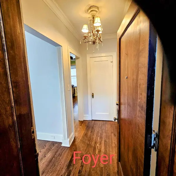 1038 Washington Boulevard #1, Oak Park, IL 60302