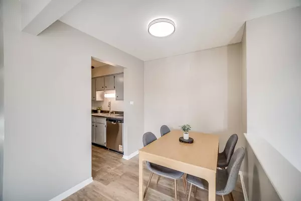 15816 Terrace Drive #2W, Oak Forest, IL 60452