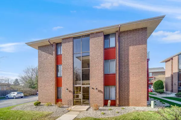 15816 Terrace Drive #2W, Oak Forest, IL 60452