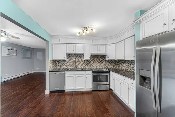 15830 Terrace DR #RO3, Oak Forest, IL 60452