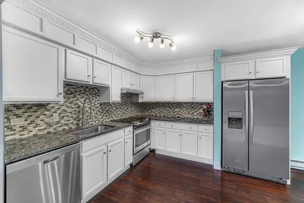 15830 Terrace DR #RO3, Oak Forest, IL 60452
