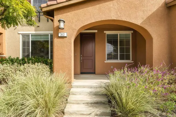 343 American River Ct, Oxnard, CA 93036