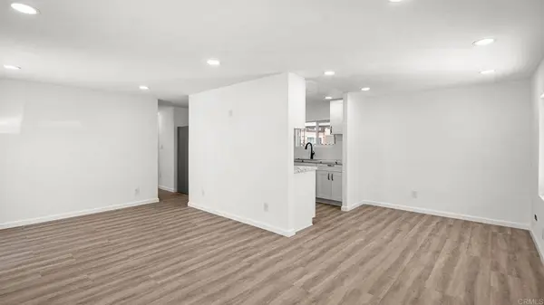 6 Biltmore Ave, Escondido, CA 92027