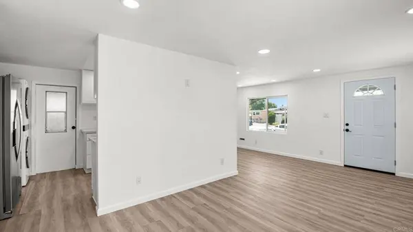 6 Biltmore Ave, Escondido, CA 92027