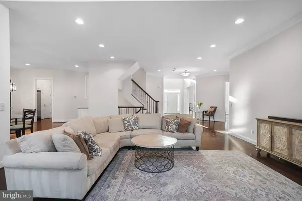 2719 SNOWBERRY CT, Vienna, VA 22181