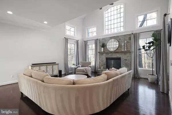 2719 SNOWBERRY CT, Vienna, VA 22181