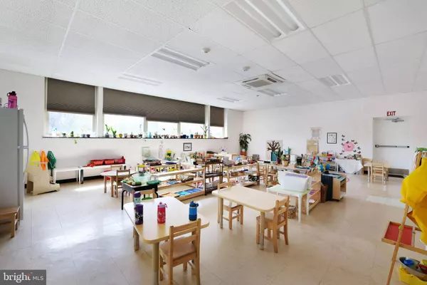 117 ELM AVE, Takoma Park, MD 20912