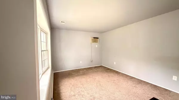 15404 MICHIGAN RD, Woodbridge, VA 22191