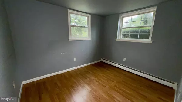 15404 MICHIGAN RD, Woodbridge, VA 22191