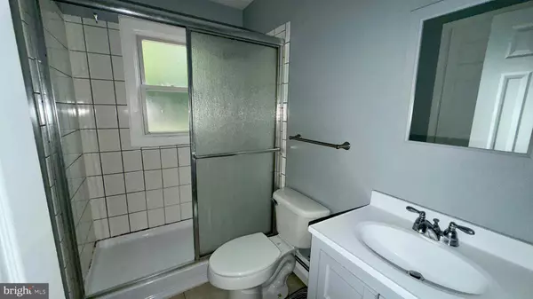 15404 MICHIGAN RD, Woodbridge, VA 22191