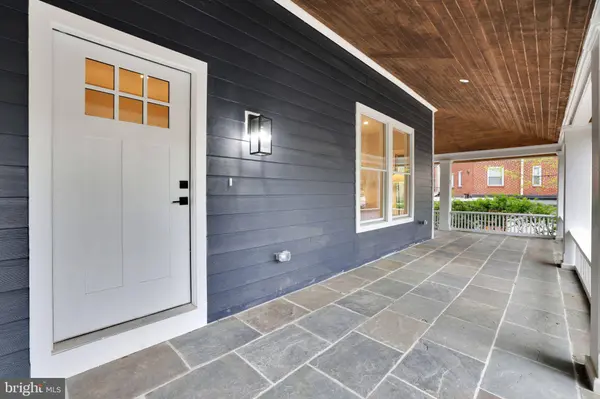 3740 KANAWHA ST NW, Washington, DC 20015