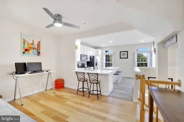 2981 HUNTINGTON GROVE SQ, Alexandria, VA 22306