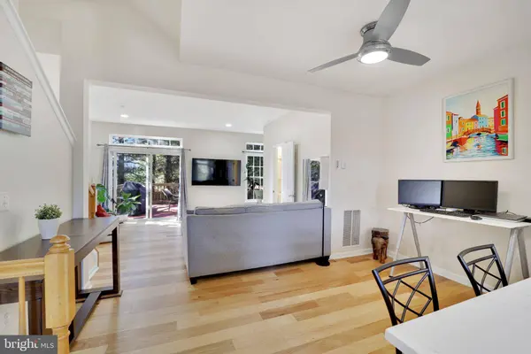 2981 HUNTINGTON GROVE SQ, Alexandria, VA 22306