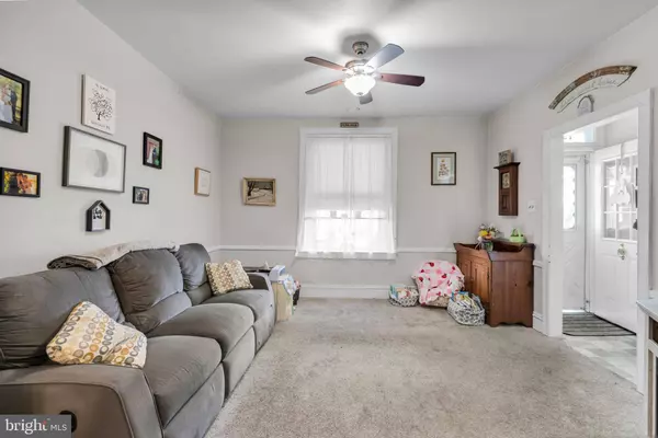 132 S 4TH ST, Perkasie, PA 18944