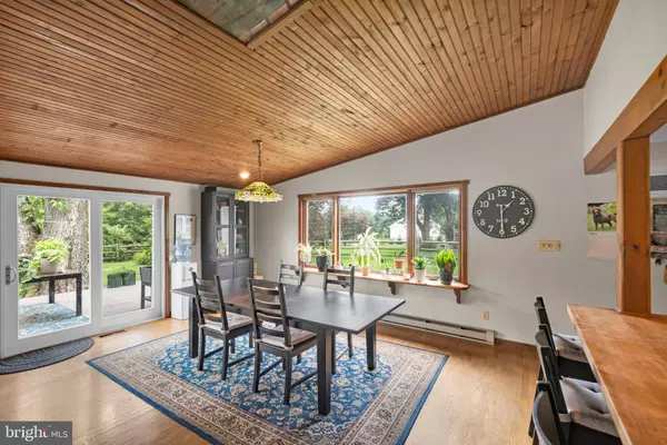 1202 RED HILL RD, Red Hill, PA 18076