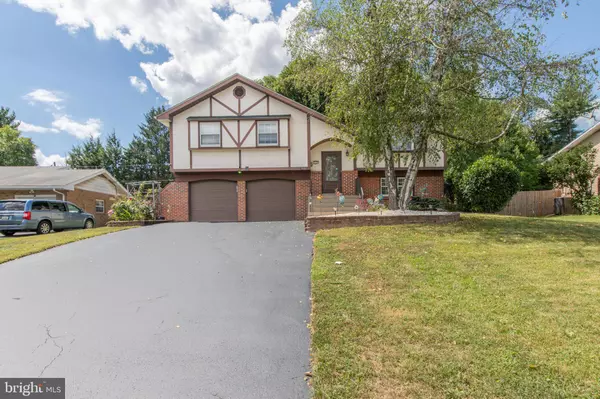 1120 BRYANT ST, Allentown, PA 18104