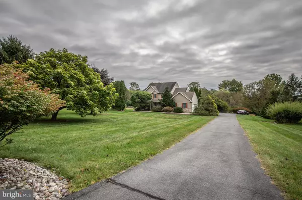 410 BOUGHER HILL RD, Easton, PA 18042