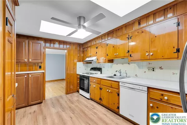 2265 Mill Hill RD, Milford Twp, PA 18951