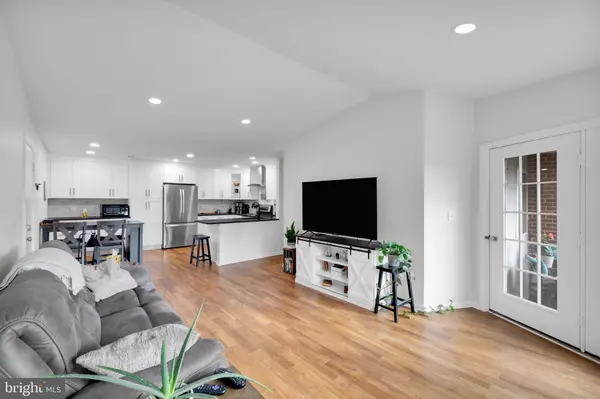 4948 CHERYL DR, Bethlehem, PA 18017