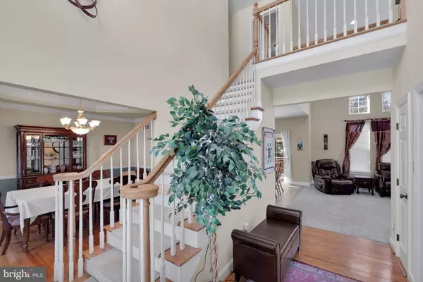 2106 RIDGE WAY, East Greenville, PA 18041