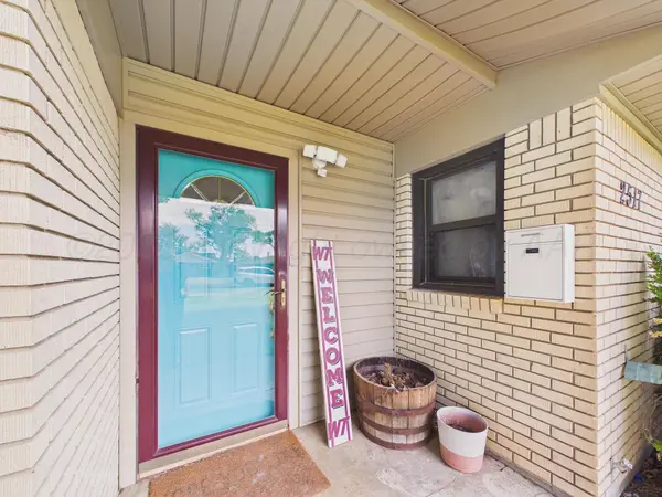 2517 9TH AVE, Canyon, TX 79015