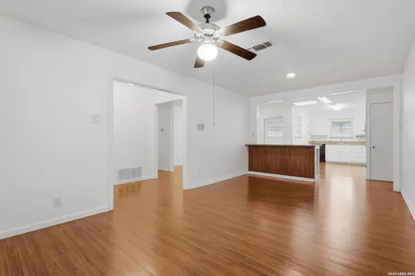 206 BLOOMFIELD DR, San Antonio, TX 78228
