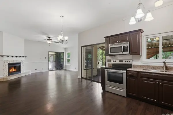 239 BURLINGTON DR, San Antonio, TX 78245